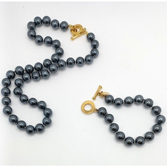 Carolee Vintage Gold Tone Faux Pearl Necklace & Bracelet Set - Picture 1 of 7